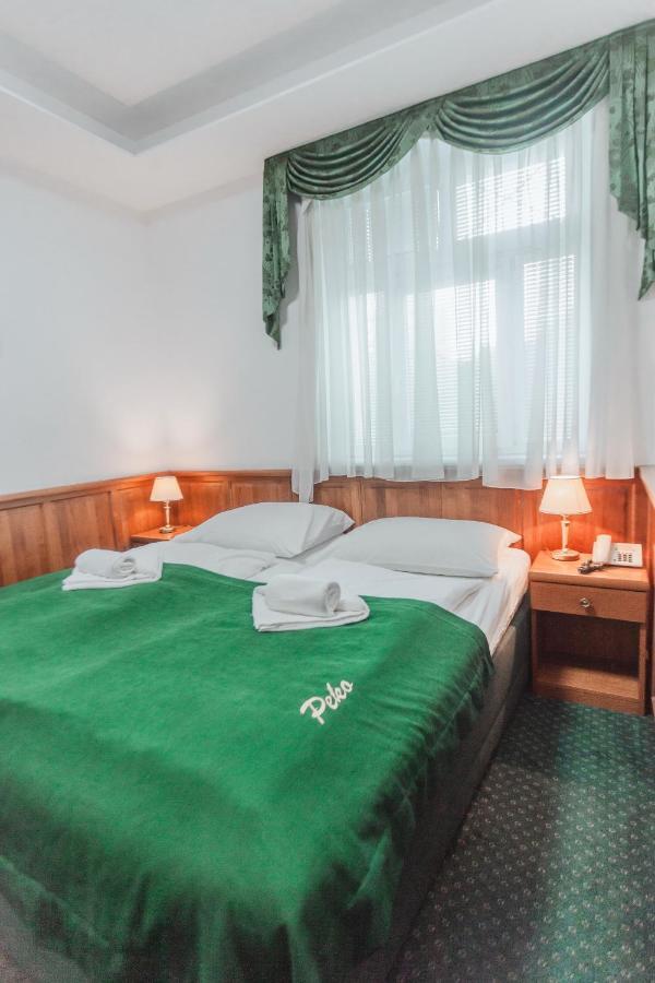 Hotel Peko براغ المظهر الخارجي الصورة